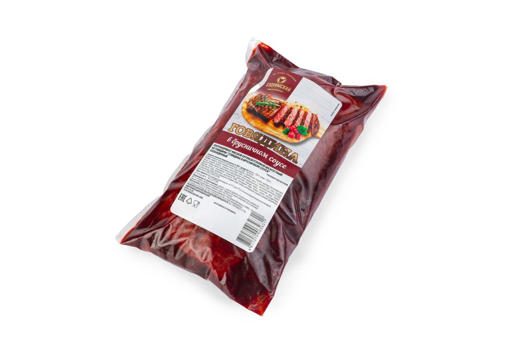 Говядина в брусничном соусе