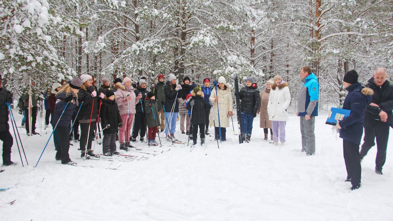 21 января 2024г, в лесном массиве Альбертин состоялись соревнования по лыжным гонкам среди работников ОАО «Слонимский мясокомбинат»