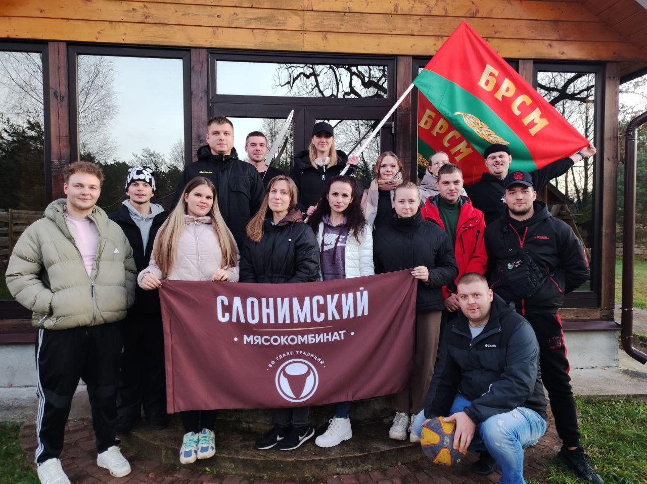 Сезонная посадка деревьев