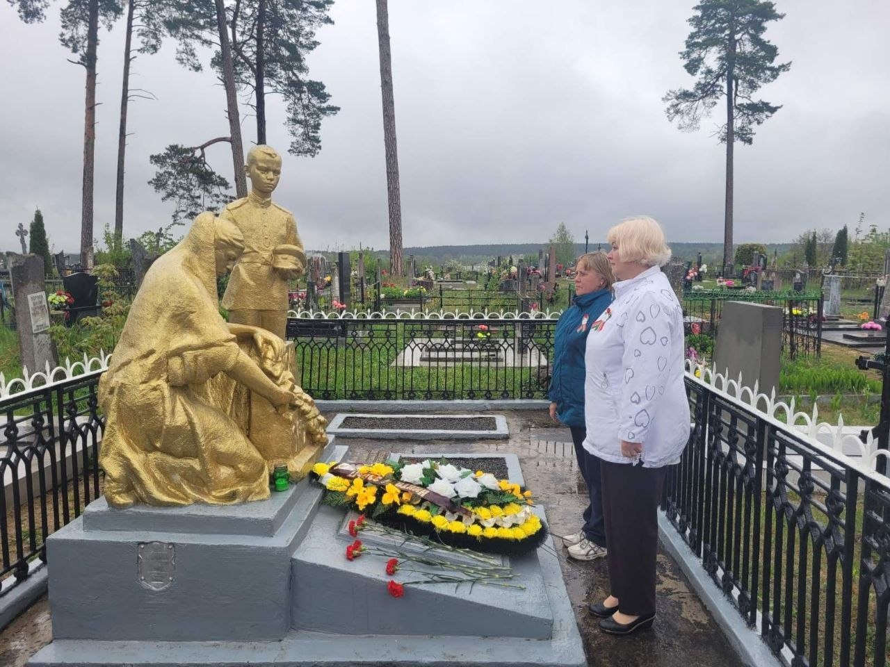 Акция “Народное возложение”